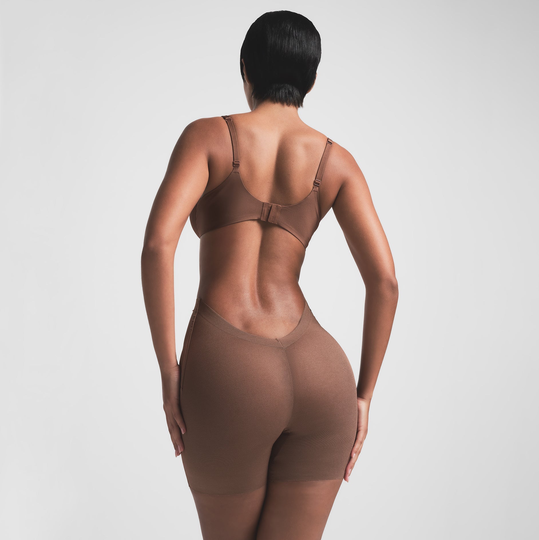 SHEER SCULPT LOW BACK SHORT | JASPER