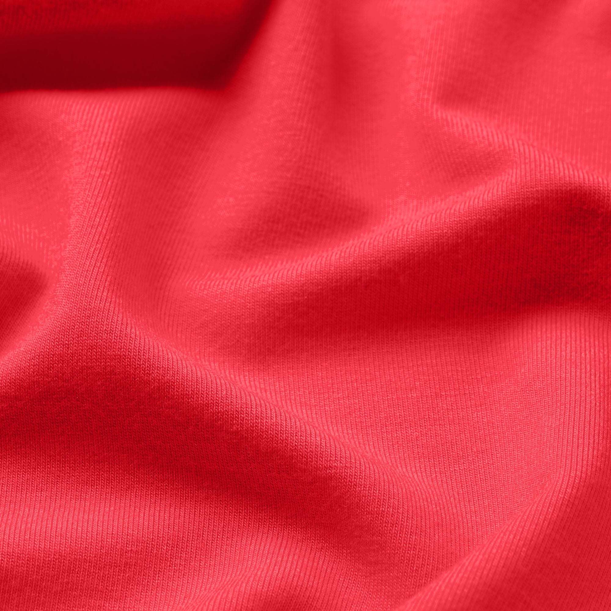 SMOOTH LAYERS HALTER TOP | CARMINE